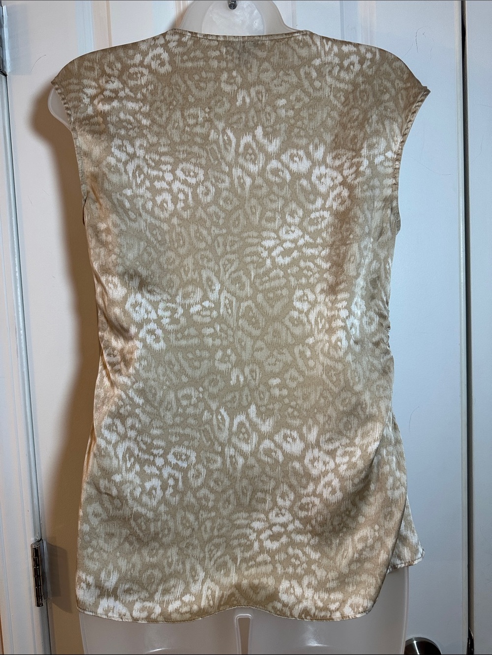 Ann Taylor Silk Beige Tie-Neck Cap Sleeve Blouse - Picture 5 of 9